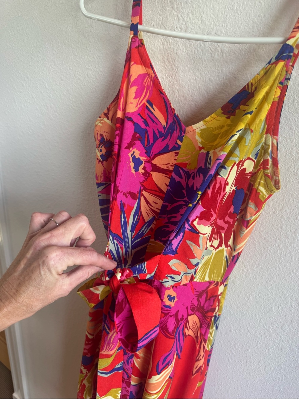 MSK Tie Front Tropical Romper - Picture 6 of 10